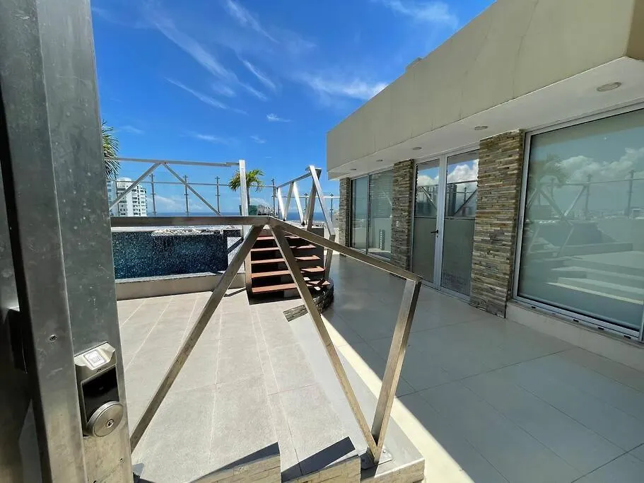 Extravagant High Rise Bachelor Ph Private Jacuzzi Apartman Santo Domingo