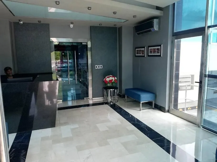 Extravagant High Rise Bachelor Ph Private Jacuzzi Apartman Santo Domingo